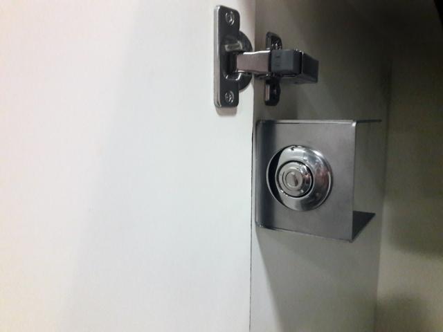 Betjeningsknapholder til køkkenkværn - firkantet